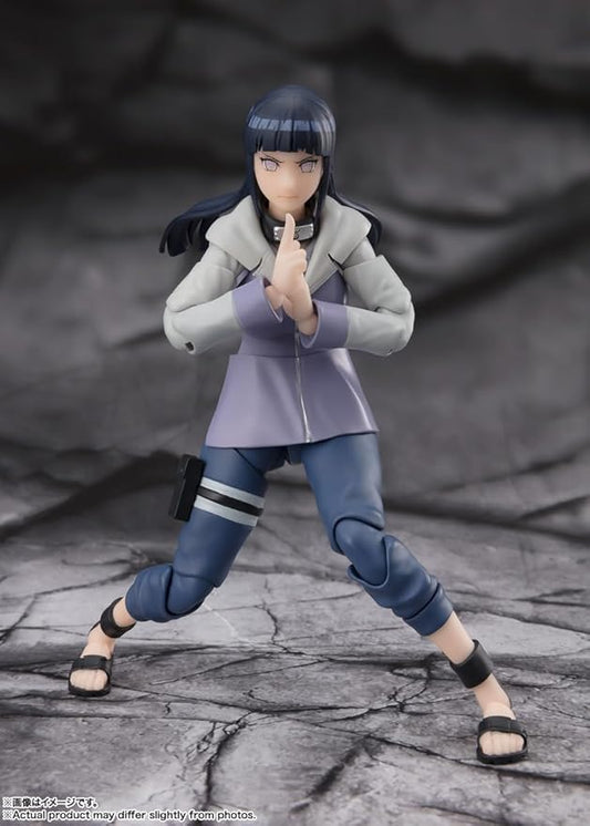 Figura móvel Figuarts Naruto Shippuden Hinata Hyuga - Noble White Eyes - aprox. 135 mm em PVC e ABS pintado 